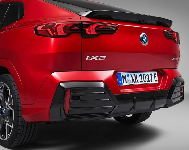 BMW iX2 64.8kWh ev xdrive 30 m sport edition 230kW aut BMW iX2 64.8kWh ev xdrive 30 m sport edition 230kW aut