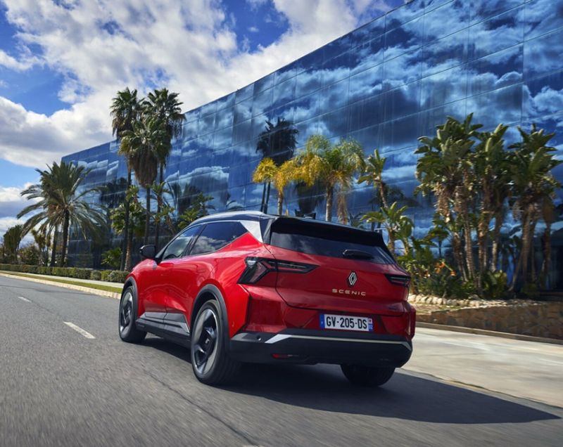 Renault Scenic E-Tech 60kWh Comfort Range Techno, Noir Etoile + COMFORT PREMIUM / ADVANCED DRIVING ASSIST