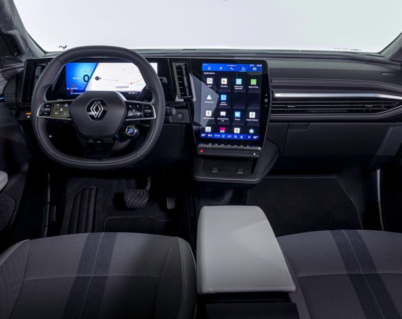 Renault Scenic E-Tech 60kWh Comfort Range Techno, Noir Etoile + COMFORT PREMIUM / ADVANCED DRIVING ASSIST