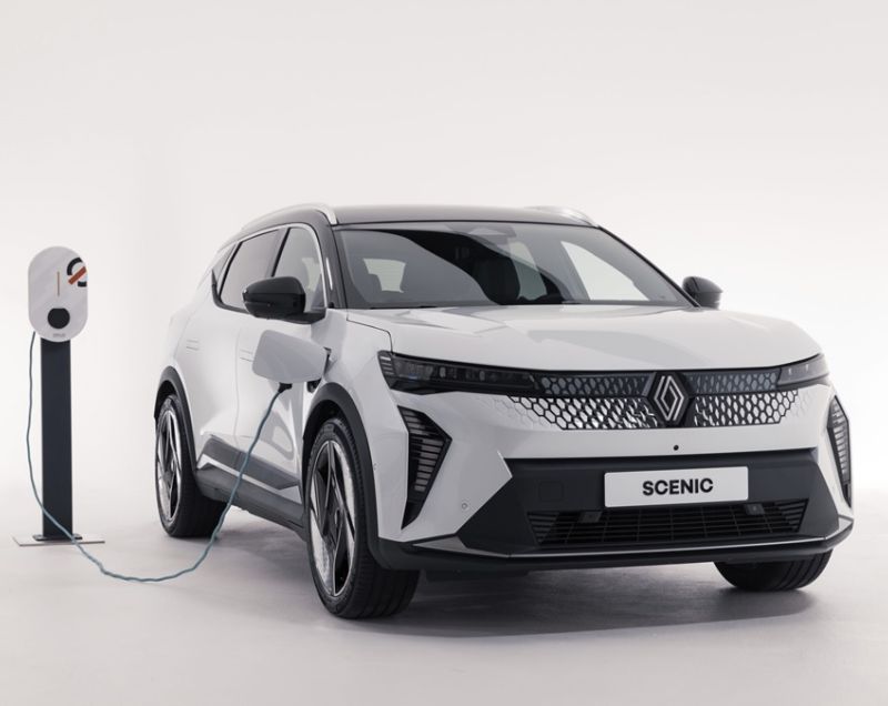 Renault Scenic E-Tech 60kWh Comfort Range Techno, Noir Etoile + COMFORT PREMIUM / ADVANCED DRIVING ASSIST