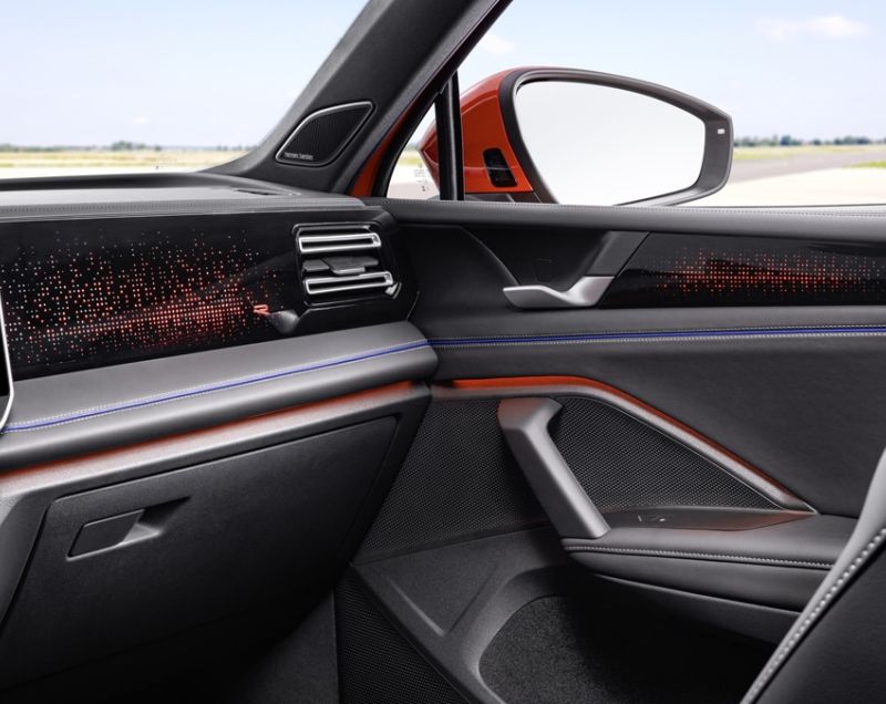 Volkswagen Tiguan 1.5 eHybrid 204 PK DSG Life Edition Volkswagen Tiguan 1.5 eHybrid 204 PK DSG Life Edition