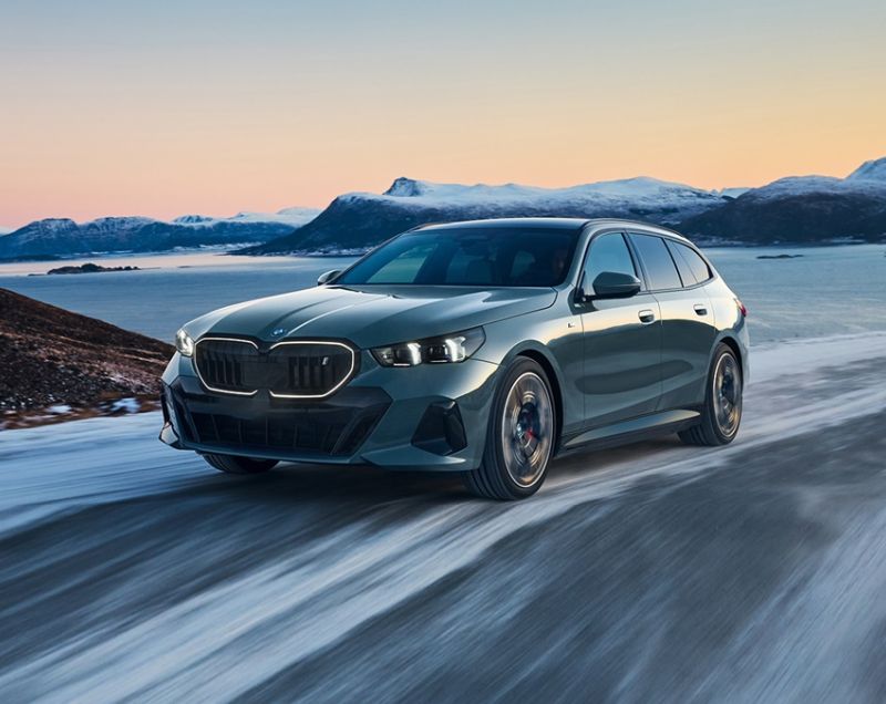 BMW i5 Touring 81.2kWh M60 xDrive
