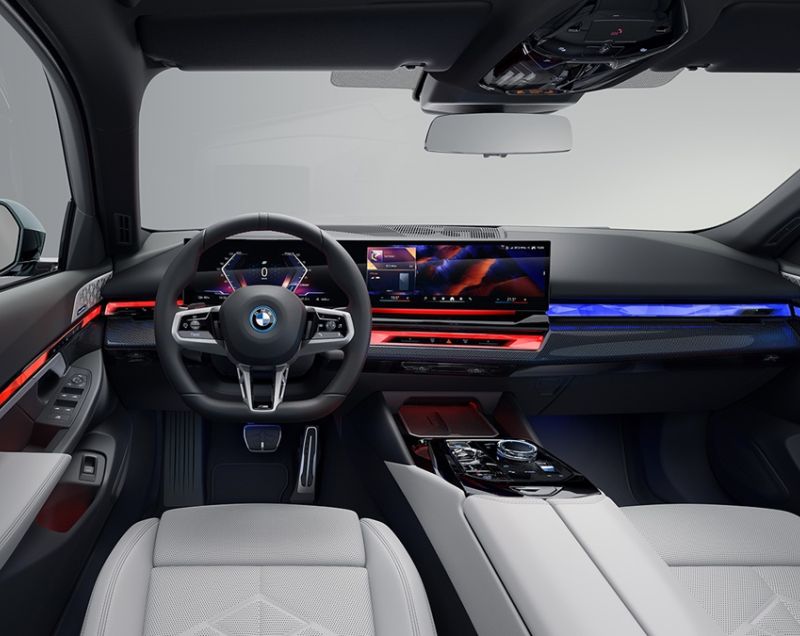 BMW i5 Touring 81.2kWh M60 xDrive
