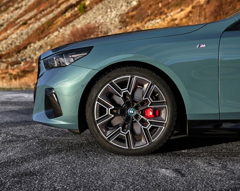 BMW i5 Touring 81.2kWh ev edrive 40 250kW aut