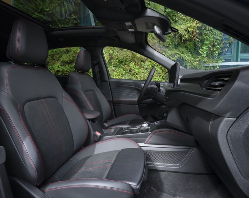 Ford Kuga 2.5 PHEV Sound Edition, Solar Silver + 20 INCH VELGEN | PANORAMADAK Ford Kuga 2.5 PHEV Sound Edition, Solar Silver + 20 INCH VELGEN | PANORAMADAK