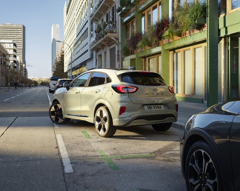 Ford Puma 1.0 EcoBoost Hybrid ST-Line X, Agate Black + PANORAMADAK / DRIVER ASSISTANCE PACK Ford Puma 1.0 EcoBoost Hybrid ST-Line X, Agate Black + PANORAMADAK / DRIVER ASSISTANCE PACK