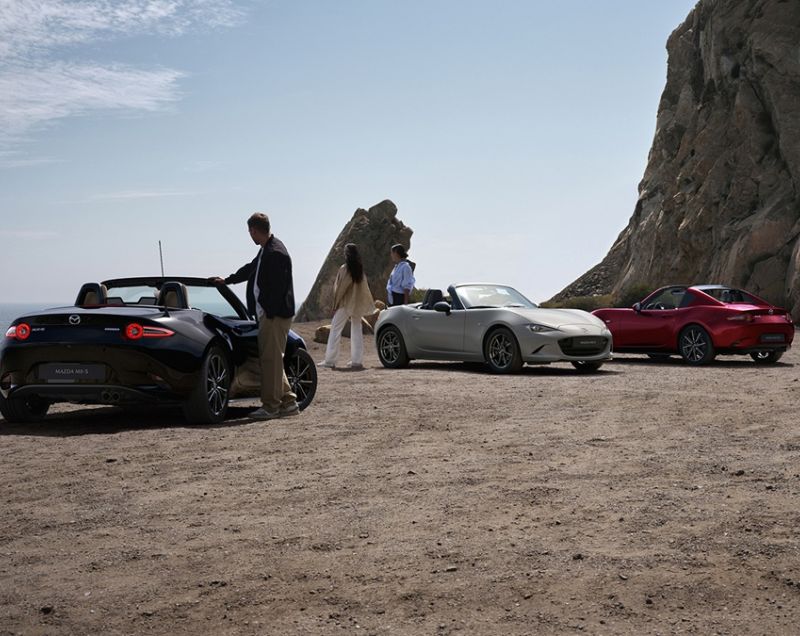 Mazda MX-5 RF 1.5 skyactiv-g exclusive-line 97kW Mazda MX-5 RF 1.5 skyactiv-g exclusive-line 97kW