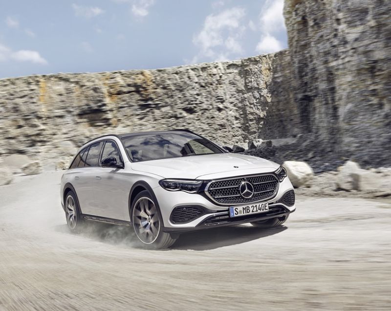 Mercedes-Benz E-klasse All-Terrain 450 mhev 4matic 280kW 9g-tronic aut Mercedes-Benz E-klasse All-Terrain 450 mhev 4matic 280kW 9g-tronic aut