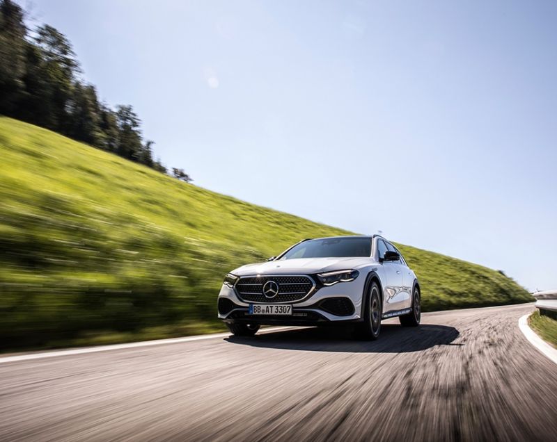 Mercedes-Benz E-klasse All-Terrain 450 mhev 4matic 280kW 9g-tronic aut Mercedes-Benz E-klasse All-Terrain 450 mhev 4matic 280kW 9g-tronic aut