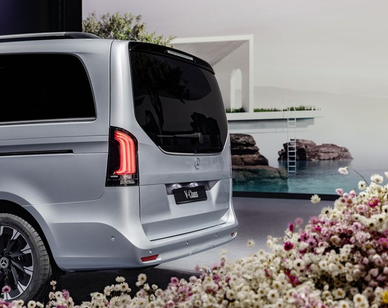 Mercedes-Benz V-klasse 250d l2 style 140kW 9g-tronic aut Mercedes-Benz V-klasse 250d l2 style 140kW 9g-tronic aut