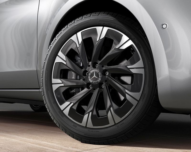 Mercedes-Benz V-klasse 250d l2 style 140kW 9g-tronic aut Mercedes-Benz V-klasse 250d l2 style 140kW 9g-tronic aut