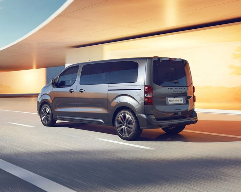 Peugeot E-Traveller 75kWh ev standard 100kW aut