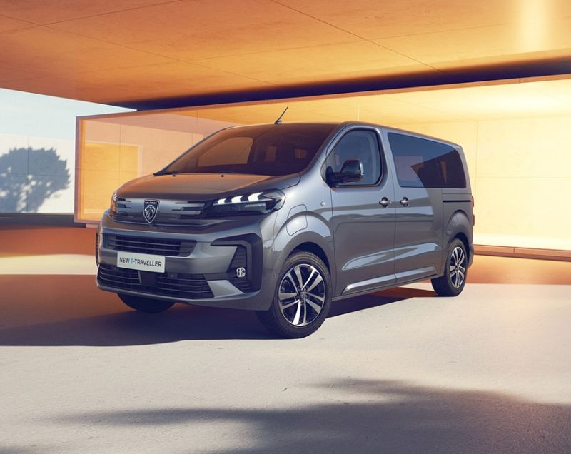 Peugeot E-Traveller 75kWh ev standard 100kW aut