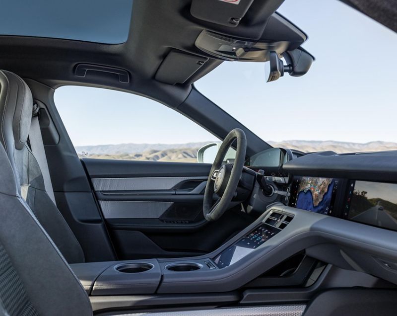 Porsche Taycan 105kWh ev turbo s 570kW aut