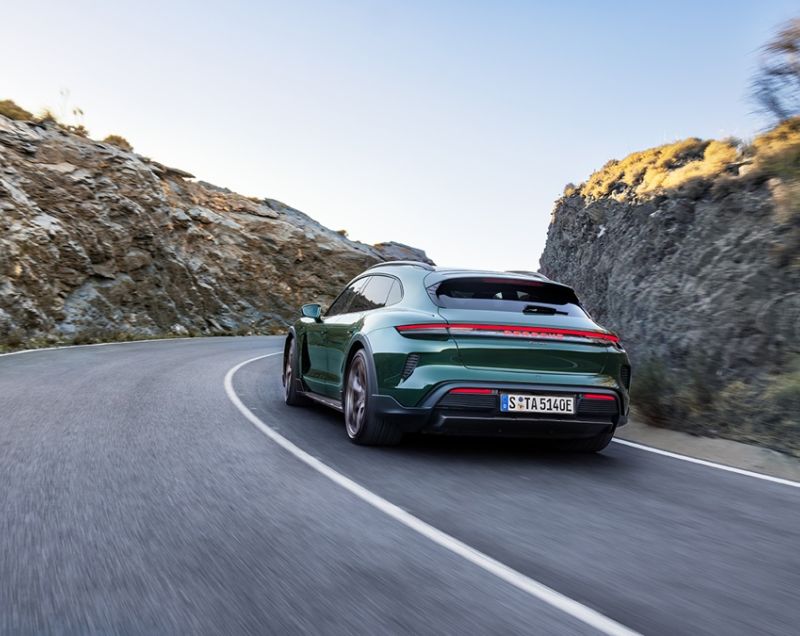 Porsche Taycan Cross Turismo 105kWh ev 300kW aut