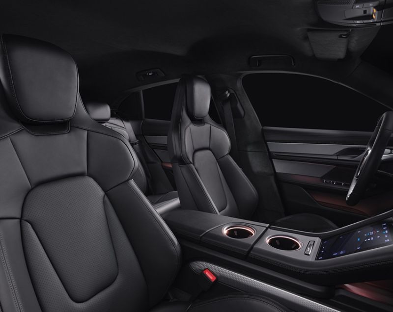 Porsche Taycan Sport Turismo 105kWh ev 4s black edition 380kW aut Porsche Taycan Sport Turismo 105kWh ev 4s black edition 380kW aut