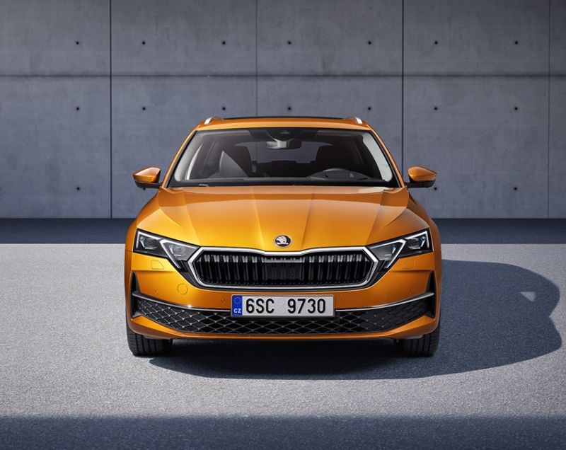 Skoda Octavia combi 1.5tsi mhev e-tec sportline business 110kW dsg-7 aut Skoda Octavia combi 1.5tsi mhev e-tec sportline business 110kW dsg-7 aut