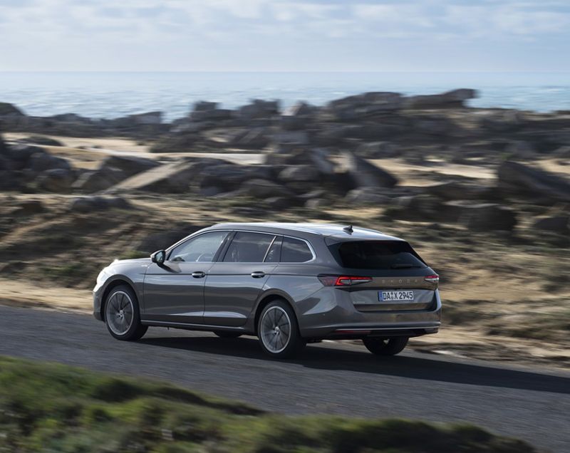 Skoda Superb combi 1.5tsi phev business edition 150kW dsg-6 aut