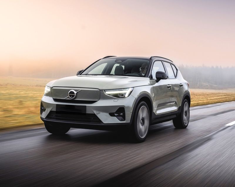 Volvo EX40 82kWh ev twin performance ultra black edition 325kW awd aut Volvo EX40 82kWh ev twin performance ultra black edition 325kW awd aut