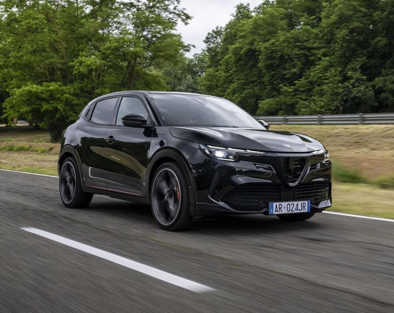 Alfa Romeo Junior 54kWh ev elettrica 115kW aut Alfa Romeo Junior 54kWh ev elettrica 115kW aut