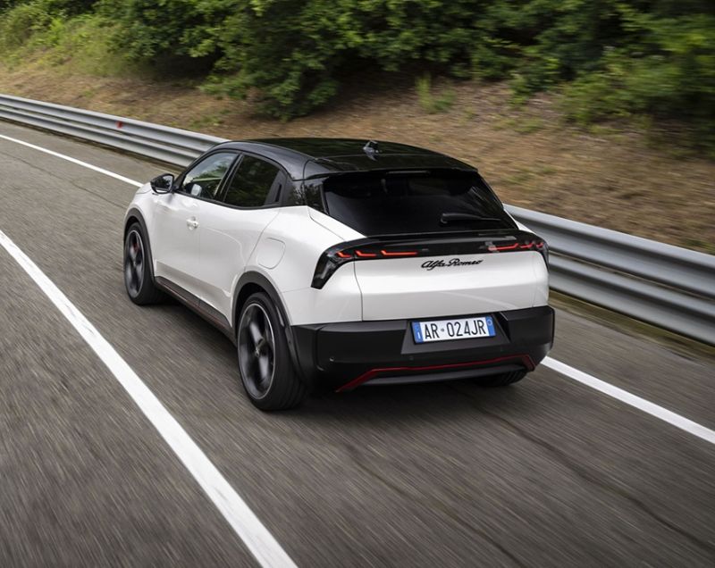 Alfa Romeo Junior 54kWh 156 PK Elettrica Speciale