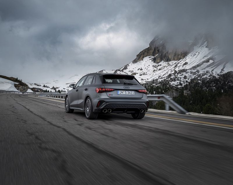 Audi A3 sportback 40tfsie S edition, Daytonagrijs + TREKHAAK