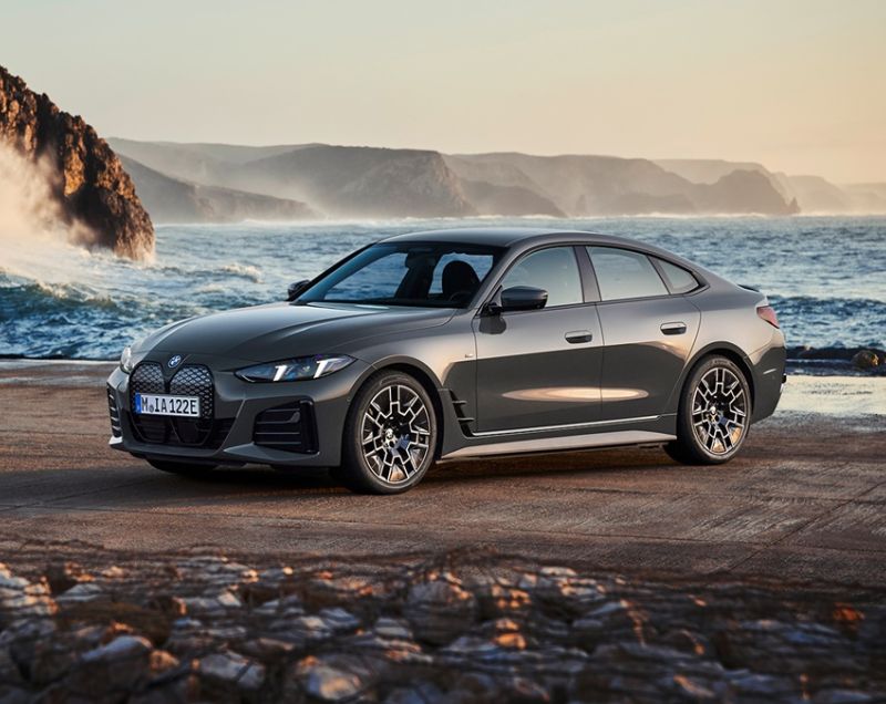 BMW i4 67.1kWh eDrive35 M Sport Edition, Brooklyngrau + M SPORTPAKKET PRO