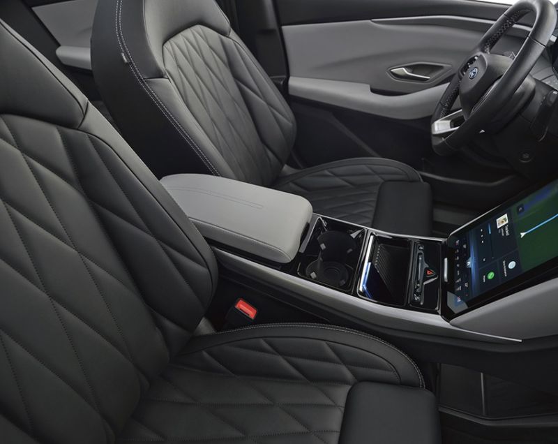 Ford Explorer 52kWh Standard Range RWD