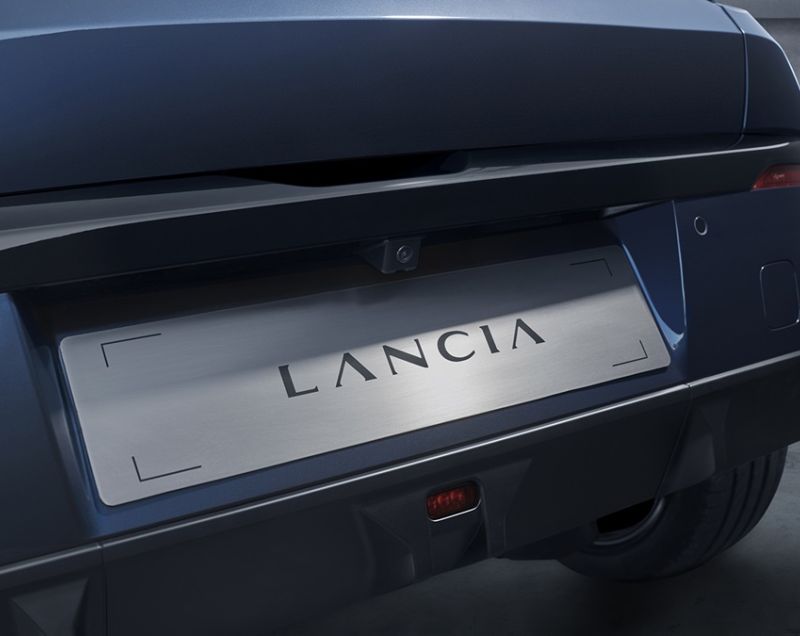 Lancia Ypsilon 54kWh ev 115kW aut