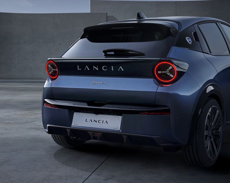 Lancia Ypsilon 1.2t mhev lx 81kW edct6 aut