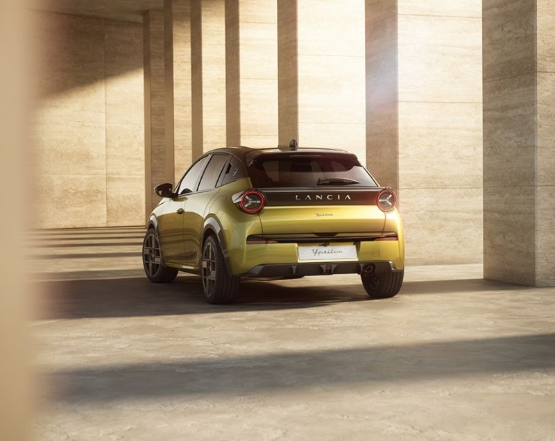 Lancia Ypsilon 1.2t mhev edizione limitata 81kW edct6 aut