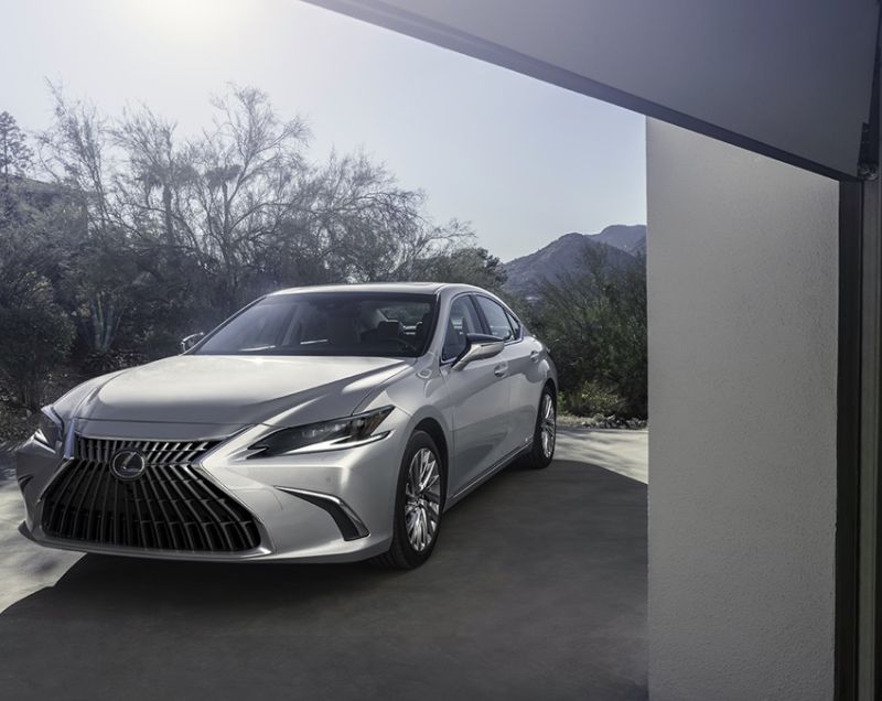 Lexus ES 300h hev executive line 160kW aut