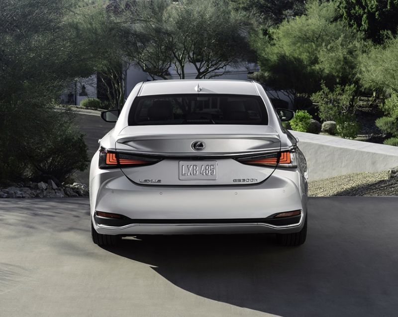 Lexus ES 300h hev executive line 160kW aut
