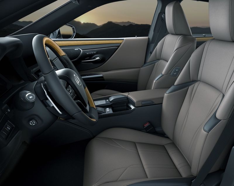 Lexus ES 300h hev executive line 160kW aut
