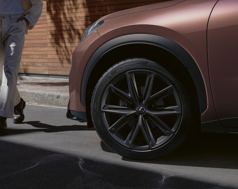 Lexus LBX 1.5 hev business line 2wd 100kW aut