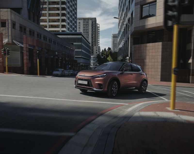 Lexus LBX 1.5 hev cool 2wd 100kW aut