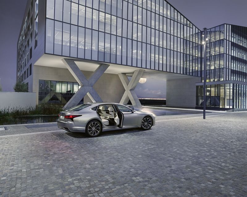 Lexus LS 500h hev executive line awd 264kW e-cvt aut