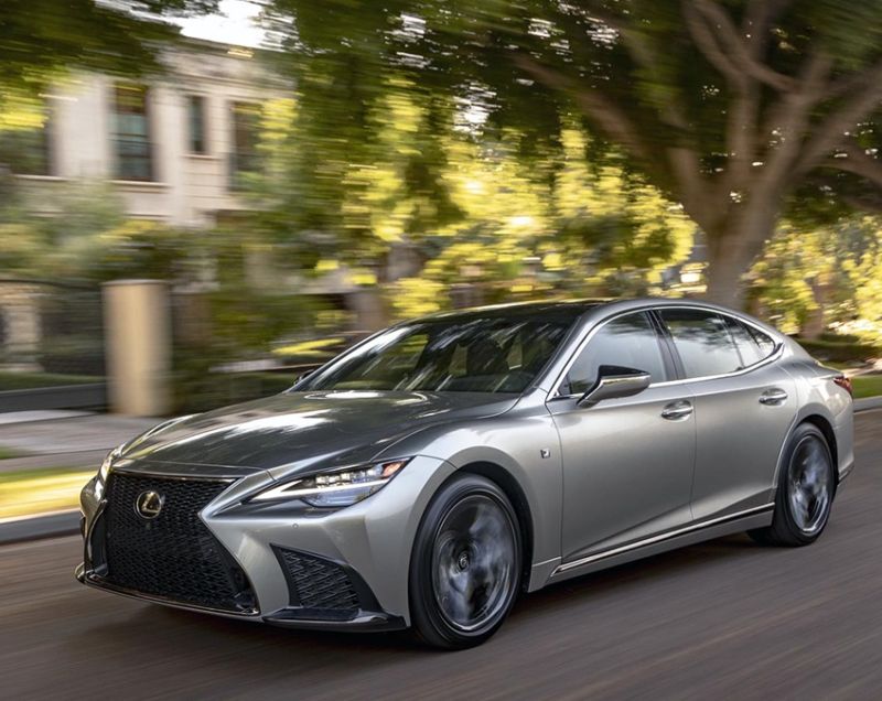 Lexus LS 500h hev luxury line awd 264kW e-cvt aut