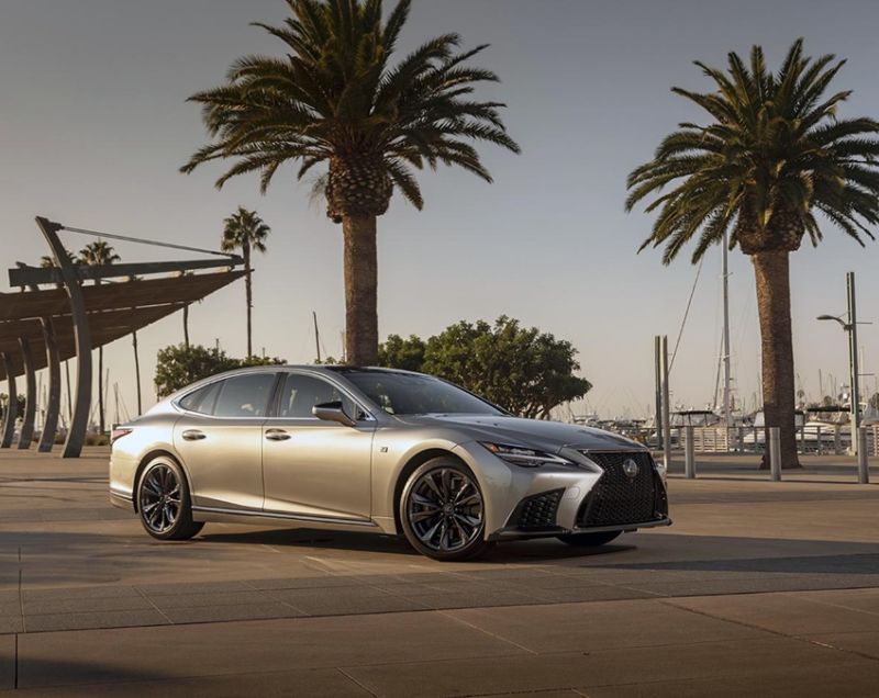 Lexus LS 500h hev luxury line 264kW e-cvt aut