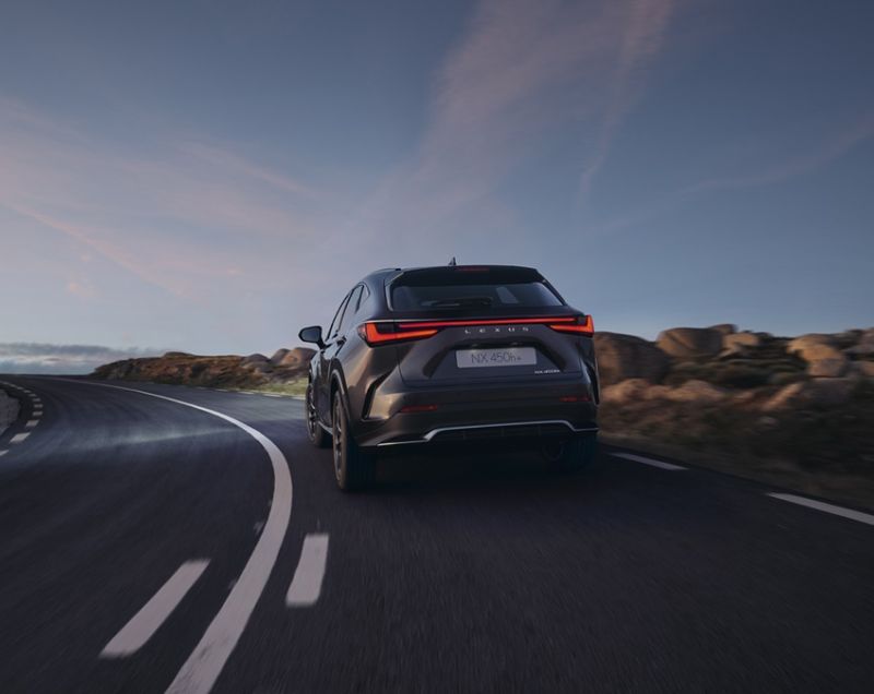 Lexus NX 450h+ phev luxury line awd 215kW aut