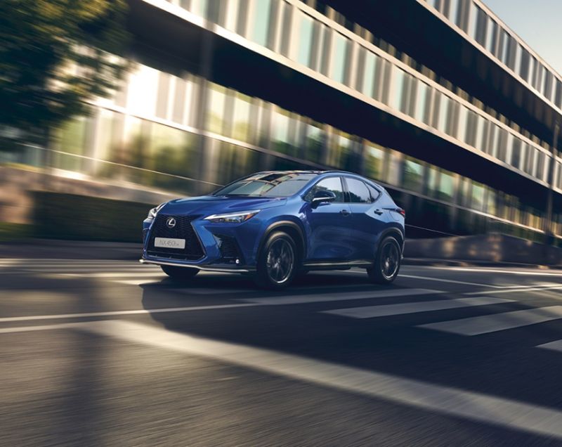 Lexus NX 450h+ phev luxury line awd 215kW aut
