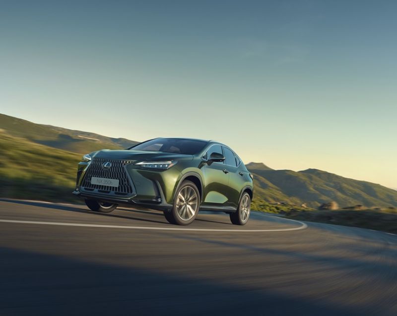 Lexus NX 450h+ phev f sport line + explorer pack awd 215kW aut