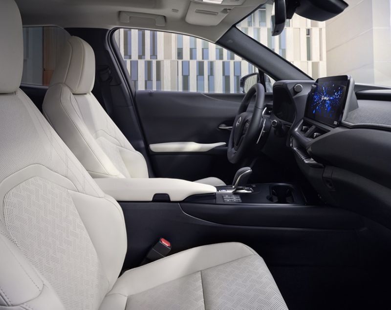 Lexus UX 300h hev executive line 146kW aut