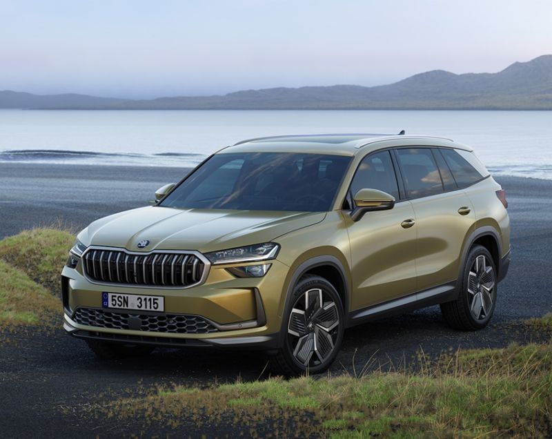 Skoda Kodiaq 1.5tsi PHEV Business Edition, Steel Grey + PANORAMADAK/TREKHAAK