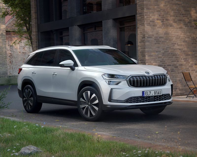 Skoda Kodiaq 1.5tsi PHEV Business Edition, Steel Grey + PANORAMADAK/TREKHAAK