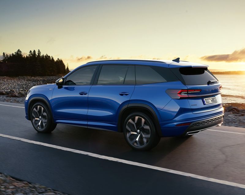 Skoda Kodiaq 1.5tsi PHEV Sportline Business, Black Magic + COMFORT PAKKET / TREKHAAK Skoda Kodiaq 1.5tsi PHEV Sportline Business, Black Magic + COMFORT PAKKET / TREKHAAK