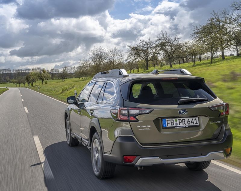 Subaru Outback 2.5i Geyser Blue Edition AWD Lineartronic