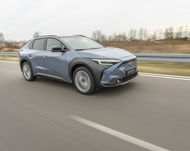 Subaru Solterra 71.4kWh ev two-tone package 160kW aut