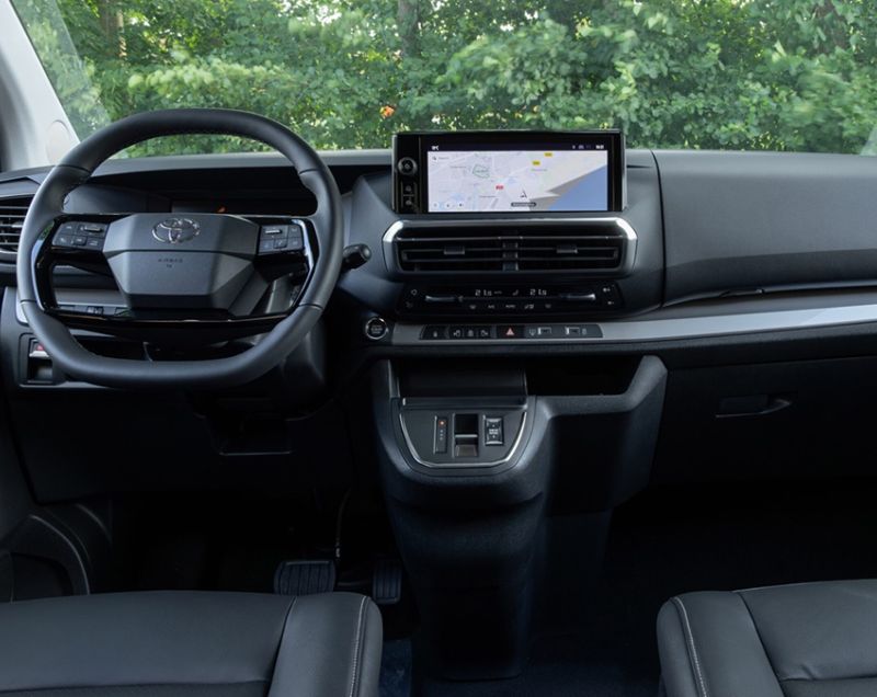 Toyota ProAce Verso 75kWh ev long comfort extra range 100kW aut Toyota ProAce Verso 75kWh ev long comfort extra range 100kW aut