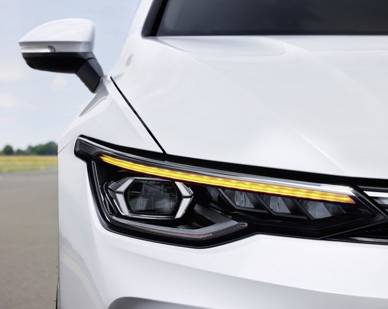 Volkswagen Golf 1.5e Plug-in Hybrid Life Edition - 144 KM ELEKTRISCH RIJDEN!